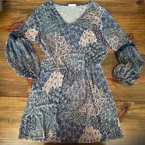 ✨👗Westport Blue and Gray Paisley Dress
